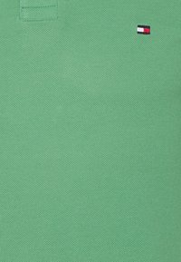 Tommy Hilfiger SLIM - Polo - central green