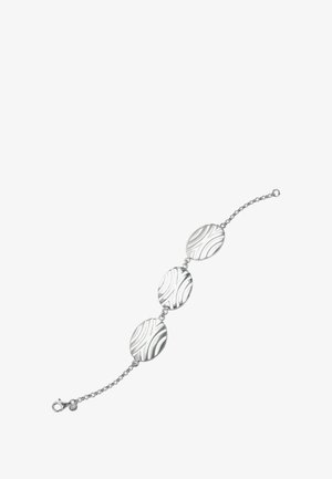 Bracelet en argent composé de trois maillons ovales avec des motifs ondulés texturés, reliés par une fine chaîne et orné d'un fermoir en forme de homard.