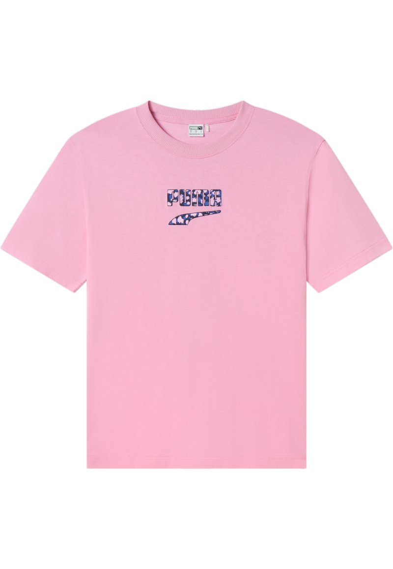 Camiseta de algodón rosa con un logo de patrón floral azul y texto. Diseño clásico de cuello redondo y mangas cortas.