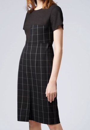 Etui-jurk - black