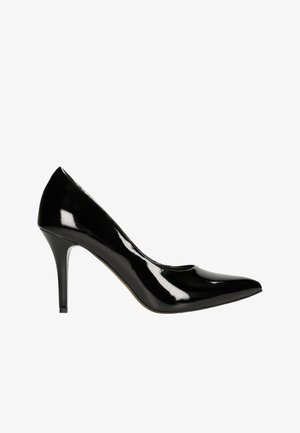 Zwarte gepatineerde leren hoge hak schoen met een puntige neus en slanke stiletto-hak. Gladde textuur, strakke lijnen en geen zichtbare versieringen.