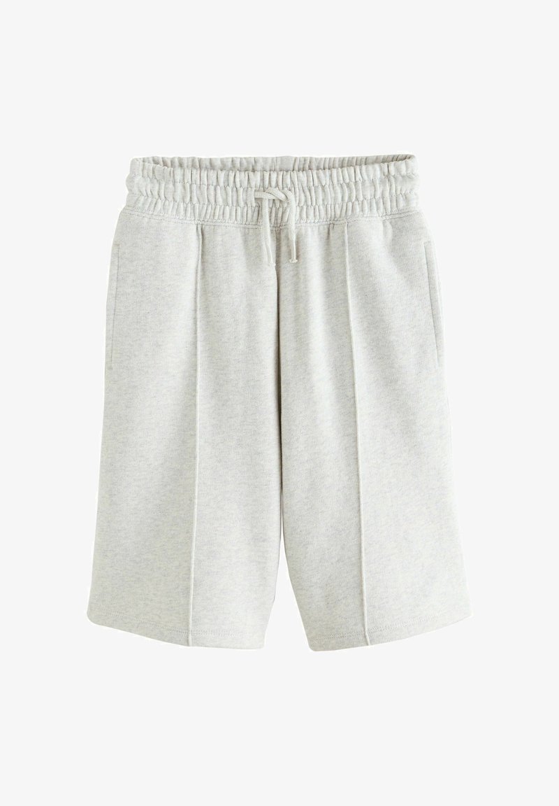 Shorts gris clair jusqu'au genou avec taille élastique et cordon de serrage, dotés de poches latérales et d'une coupe décontractée.