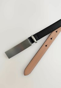 Pásek - black silver