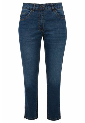 Donkerblauwe denim cropped jeans met een klassieke vijf-pocketontwerp, contrasterende stiksels en ritsaccenten aan de uiteinden voor een extra detail.