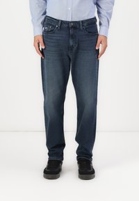 Tommy Jeans - ISAAC - Vaqueros boyfriend - denim dark Imagen en miniatura 1