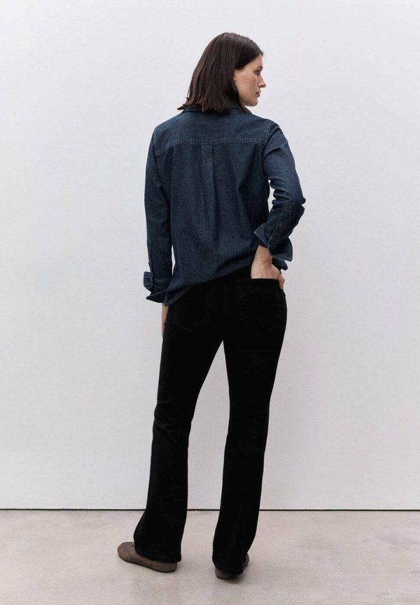 FLAREMUM - Trousers3