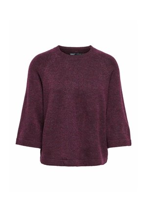 Pull en maille violet foncé avec une coupe ample, manches trois-quarts et encolure ronde.