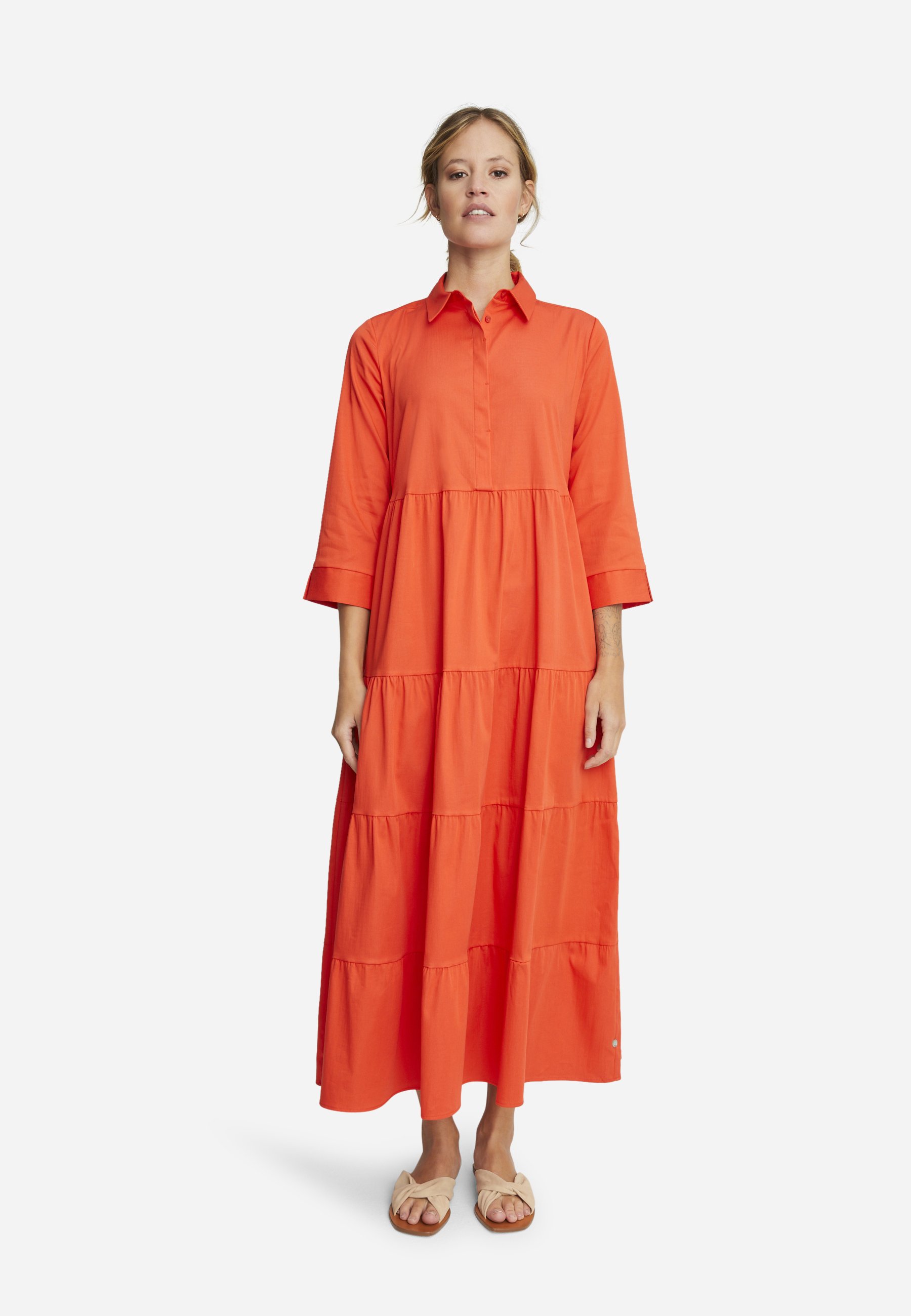 MILANO ITALY COLLAR AND VOLANTS - Maxi 