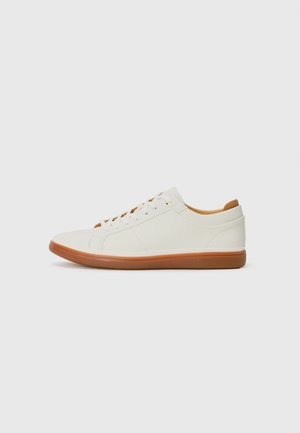 FINESPEC PILLOW WALK - Trainers - open white
