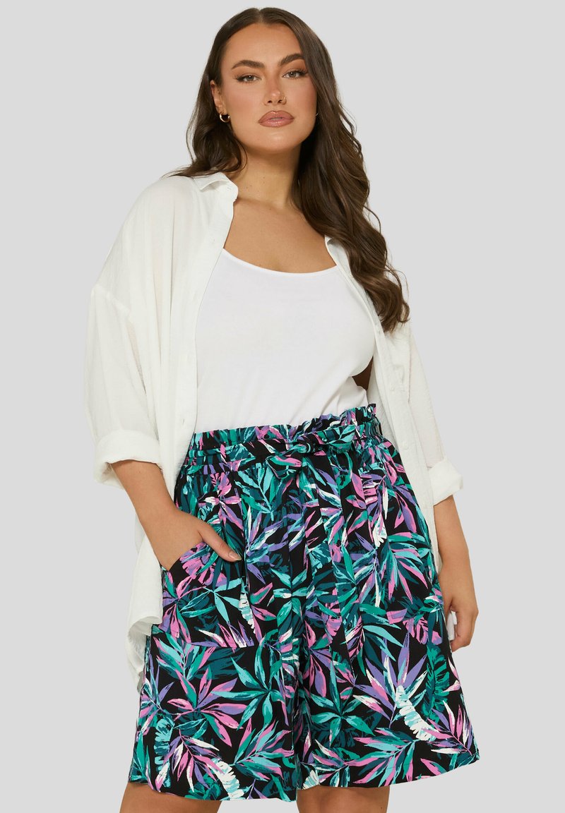 Moniväriset shortit, joissa on trooppinen lehtikuvio, joustava vyötärö solmimisella ja sivutaskut, valmistettu kevyestä kankaasta.