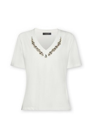Weißes kurzärmliges V-Ausschnitt-Oberteil mit dekorativen Blumen- und Perlenverzierungen entlang des Halsausschnitts.