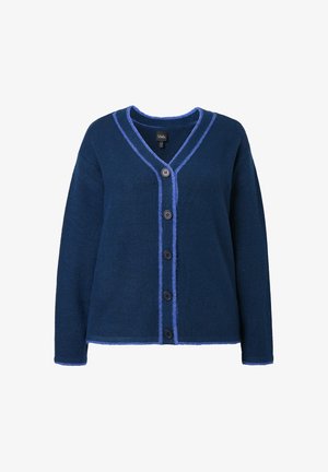 Marineblauer Cardigan mit strukturierter Oberfläche, ausgestattet mit einem V-Ausschnitt, kontrastierendem hellblauen Besatz und sieben schwarzen Knöpfen auf der Vorderseite.