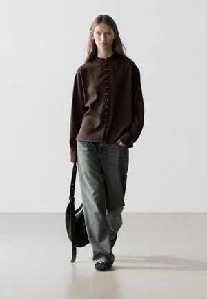 Massimo Dutti FLOWING WITH BUTTON DETAIL - Overhemdblouse - bordeaux