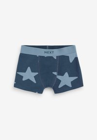 Marinblå boxershorts med ett stjärnmönster i en ljusare blå nyans. Mjuk tyg med elastisk midja märkt "NEXT."