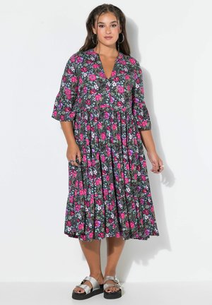 Studio Untold MIDIKLEID, A-LINE, FLOWER-MUSTER - Hverdagskjole - black