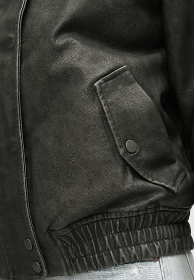Manteau En Cuir Noir Gap Fille - Taille Moyenne - Occasion Très Bon état