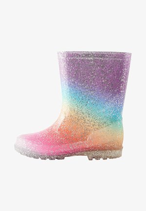 Stivale da pioggia glitterato realizzato in materiale traslucido, con una gradazione di colori che va dal viola al blu, verde, arancione e rosa, dotato di una superficie testurizzata.