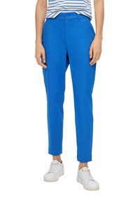 s.Oliver ELASTISCHE TAPERED LEG - Chino - royalblau