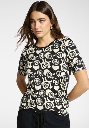 STAMPATA IN  - T-shirt con stampa - nero