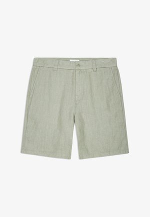 Ljusgröna linshorts med en slät textur, med en frontknappstängning, bälteshällor och sidofickor. Rakt skuren design.