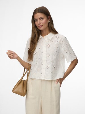 Vero Moda VMELIZA SHORT SLEEVE SHIRT  - Košilová halenka  - snow white