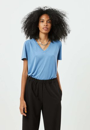 RYNIH 0281 - T-shirt basic - quiet harbor