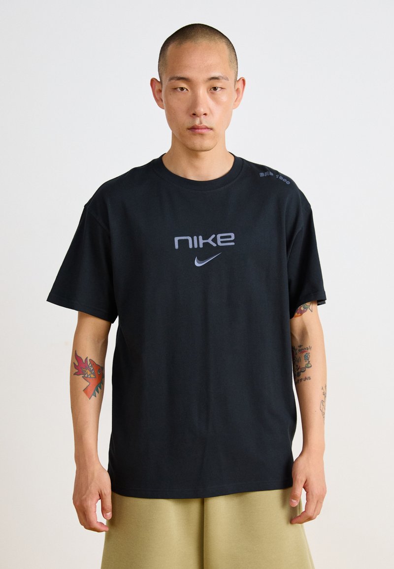 Nike Sportswear TEE - Trükipildiga T-särk - black