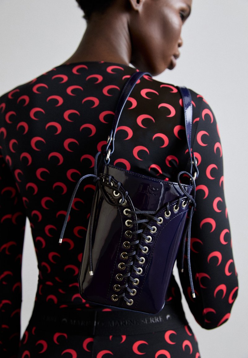 Ludovic de Saint Sernin PHONE CLEAVAGE BAG - Schoudertas - blue patent