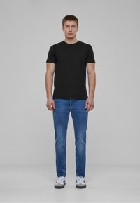 2Y Premium Džíny Slim Fit - blue
