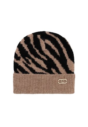 Berretto a maglia in beige e nero con motivo a strisce tigre. Fondo con risvolto e coste testurizzate, e un piccolo logo dorato sul lato.