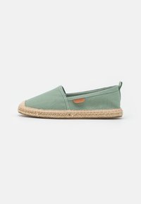 Unselected, mint