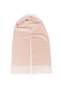 Jasnoróżowy, frędzlowany szalik wykonany z miękkiego materiału, charakteryzujący się gładką teksturą i prostym, prostokątnym kształtem bez dodatkowych wzorów.
