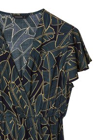 Robe à motif floral avec un décolleté en V profond, des manches volantées, un fond sombre et des motifs de feuilles vertes et dorées. Tissu léger avec une taille élastique.