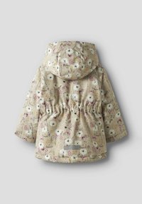 Giacca imbottita con un motivo floreale in crema e colori pastello. Presenta un cappuccio, una vita elastica e un'etichetta grigia sul retro.