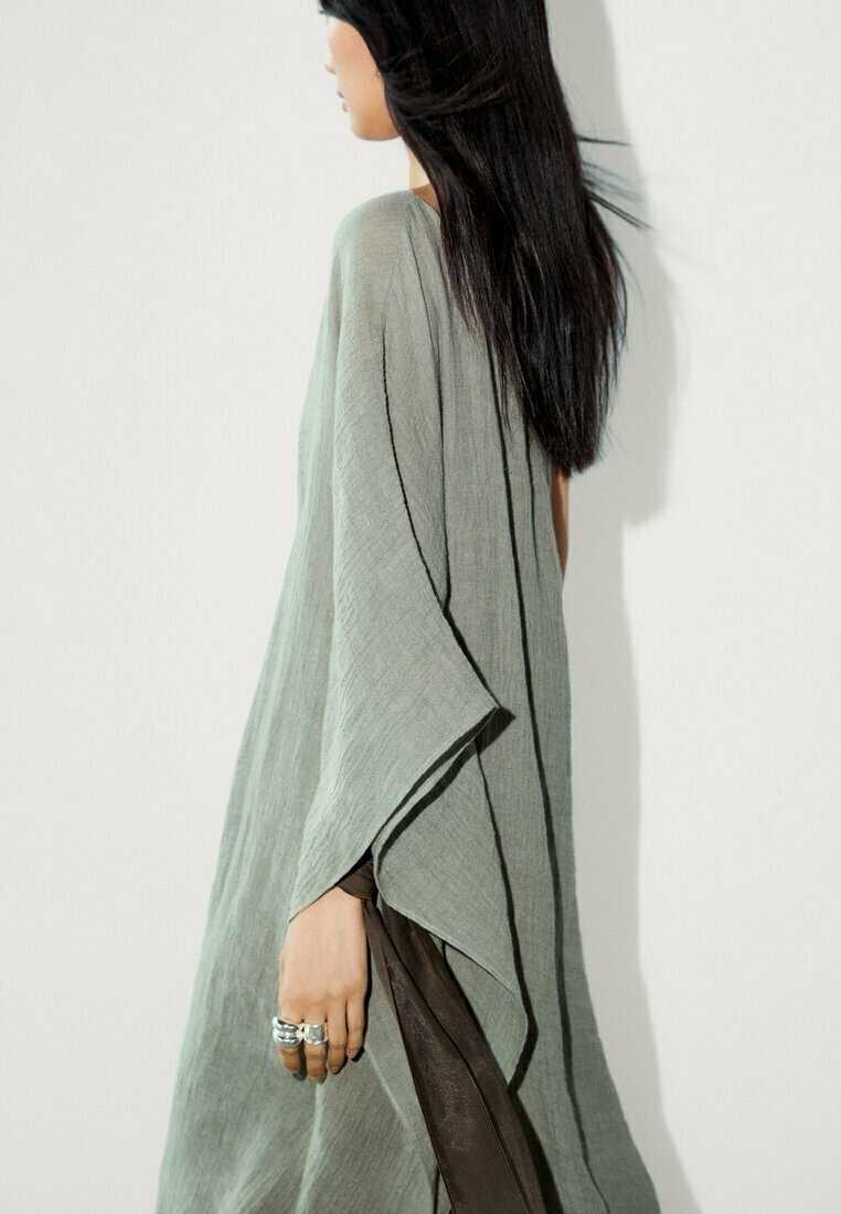 green emerald velvet dress Massimo Dutti Green Front Slit Maxi Dress | Pre Loved main image 0