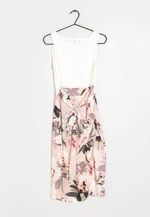 Closet Etuikleid - white/beige/grey