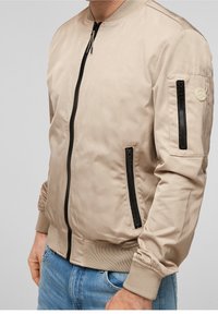 QS Bomberjacka - beige