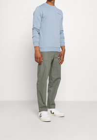 KnowledgeCotton Apparel Sweatshirt - blue