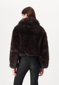 GAP CROPPED  - Vinterjakker - brown
