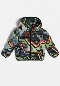 Kurtka puchowa z kapturem, zapięciem na zamek i wyrazistym geometrycznym wzorem w kolorach niebieskim, zielonym, czerwonym i czarnym. Z elementami z logo.