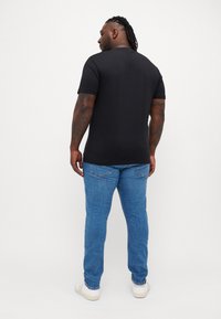 Calvin Klein Jeans PLUS SHADOW LOGO TEE - Marškinėliai su spaudiniu - black