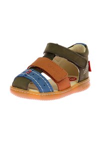 Sandale en cuir multicolore avec des accents bleus, verts et marron. Brides en Velcro et semelle en caoutchouc légère. Présente des coutures blanches.