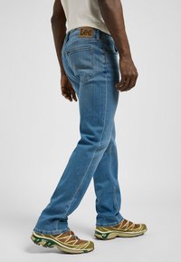 Lee DAREN   - Vaqueros rectos - baleigh