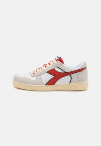 Diadora - MAGIC BASKET UNISEX - Sneakers - white/red Miniaturebillede 1