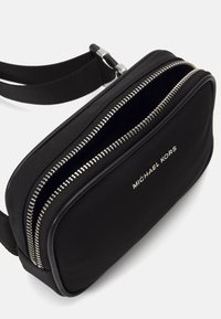 MICHAEL Michael Kors CARA BELT  - Rumpetaske - black