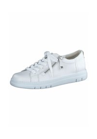 Zapatilla de cuero blanca con diseño de cordones, detalle de cremallera lateral, puntera redonda y suela de goma texturizada. Presenta una marca mínima en el lateral.