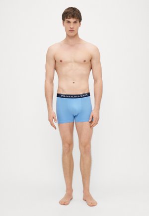 Γαλάζια εσώρουχα τύπου boxer με μαύρη ελαστική ζώνη μέσης που φέρει το λογότυπο "POLO RALPH LAUREN"· ομαλή υφή, εφαρμοστή σχεδίαση.