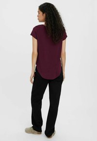 Vero Moda VMBECCA PLAIN - Blouse - winetasting