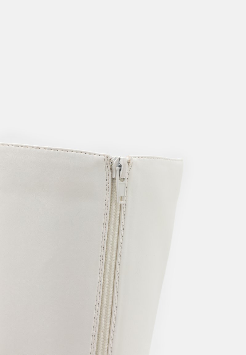 Damen Klassische Stiefel | Nly by Nelly CURVE UNDER KNEE BOOT High Heel Stiefel white/weiß - PG02704 Damen Klassische Stiefel | Nly by Nelly CURVE UNDER KNEE BOOT High Heel Stiefel white/weiß - PG02704