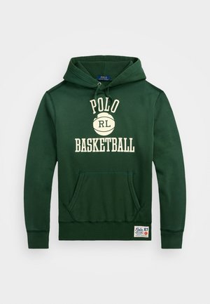 Ciemnozielona bluza z kapturem z przednią kieszenią, kremowy napis "POLO RL BASKETBALL" oraz mała naszywka Polo Ralph Lauren przy talii.